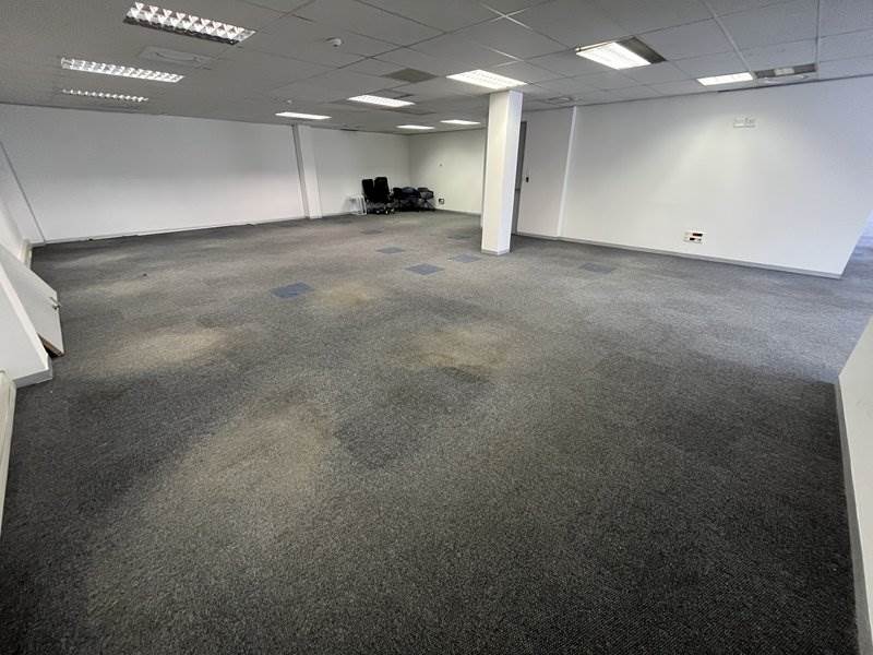 612  m² Office Space in Rivonia photo number 10