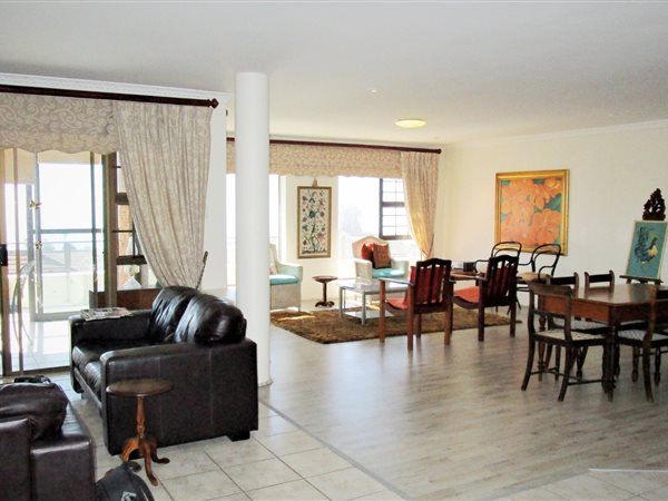 3 Bed Apartment in Mossel Bay Central