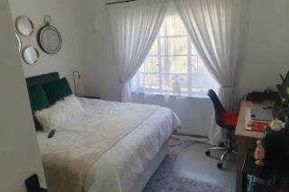 4 Bed House in Kagiso photo number 12