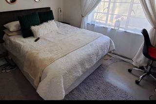 4 Bed House in Kagiso photo number 16