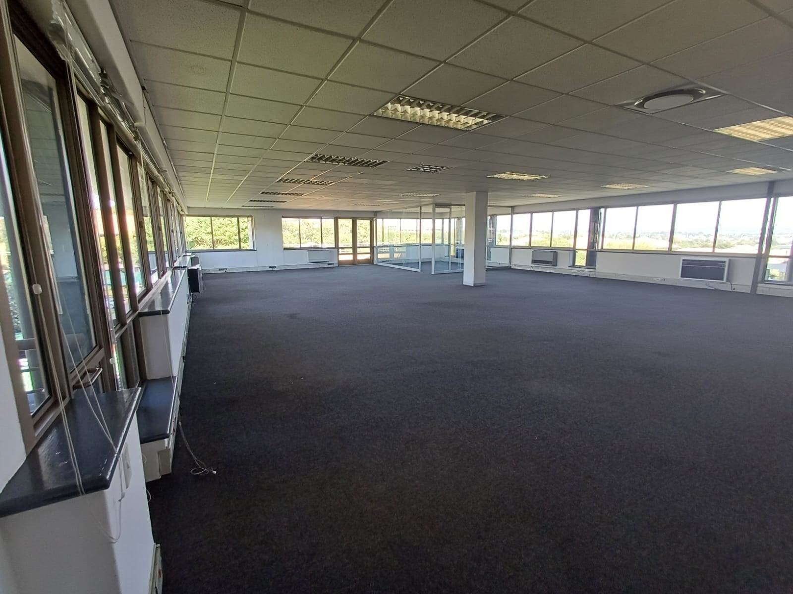 1089  m² Commercial space in Woodmead photo number 16