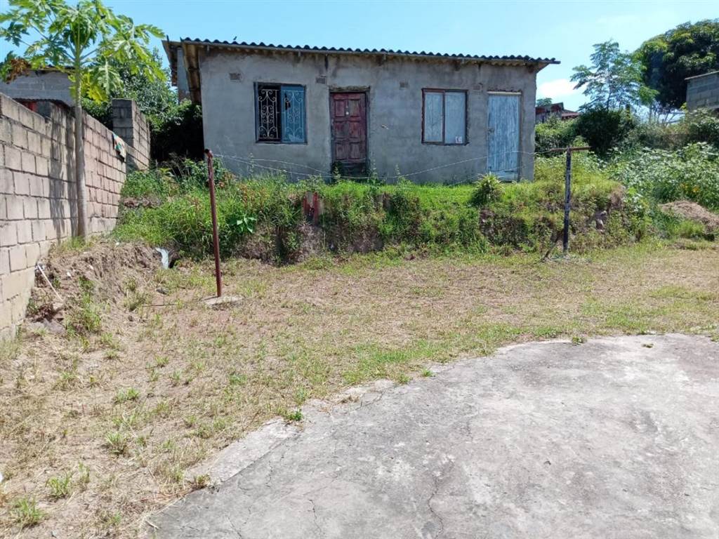 4 Bed House in Kwandengezi photo number 4