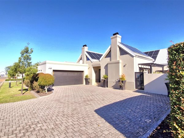 4 Bedroom House 4 Bedroom House