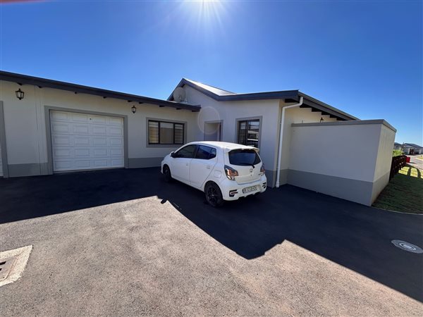 3 Bedroom Townhouse 3 Bedroom Townhouse
