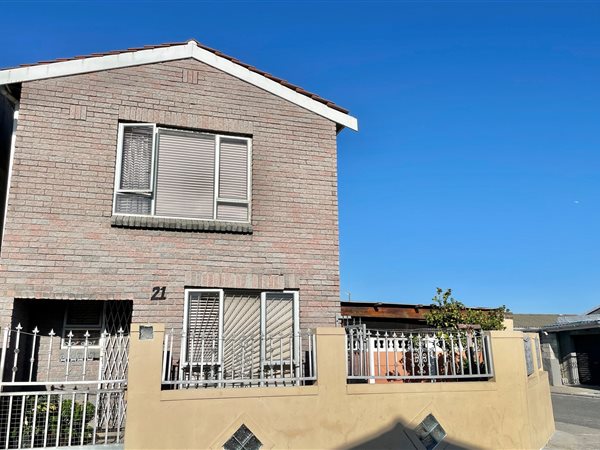 4 Bed Townhouse