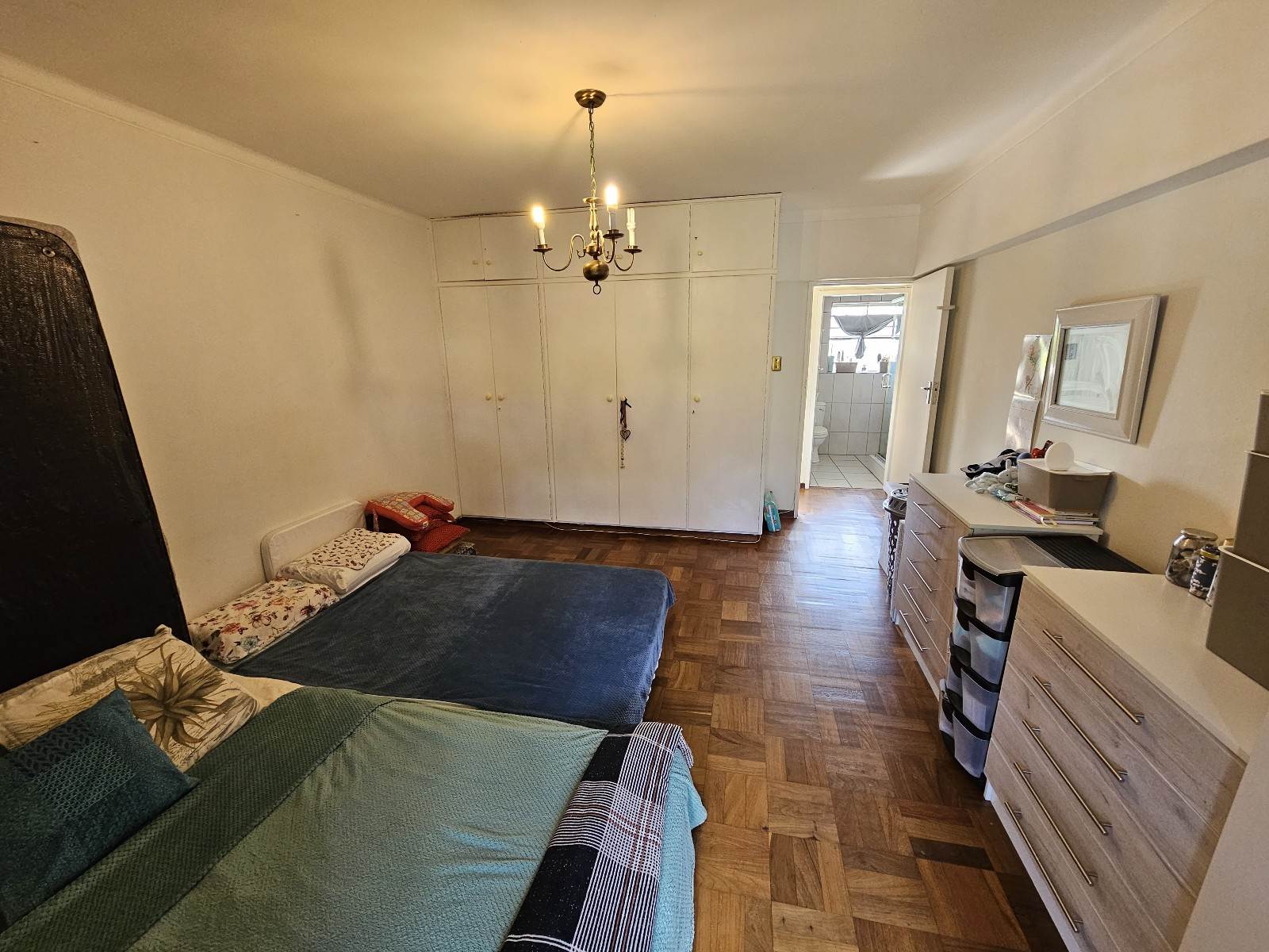 1 Bed Apartment in Rondebosch photo number 6