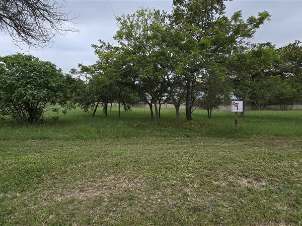 3244 m² Land available in Sonheuwel