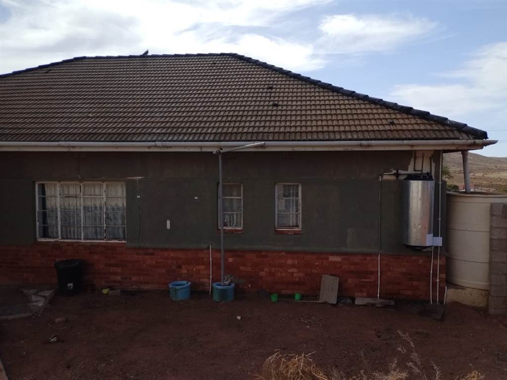 3 Bed House in Bitterfontein photo number 21