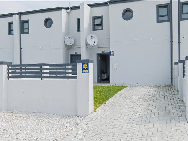 2 Bedroom Townhouse 2 Bedroom Townhouse