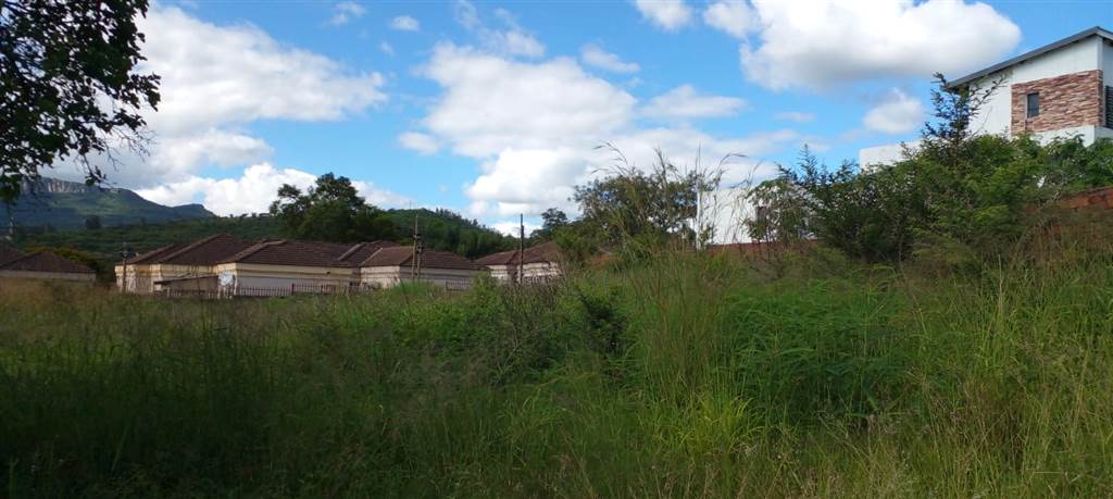 1818 m² Land available in Louis Trichardt photo number 2