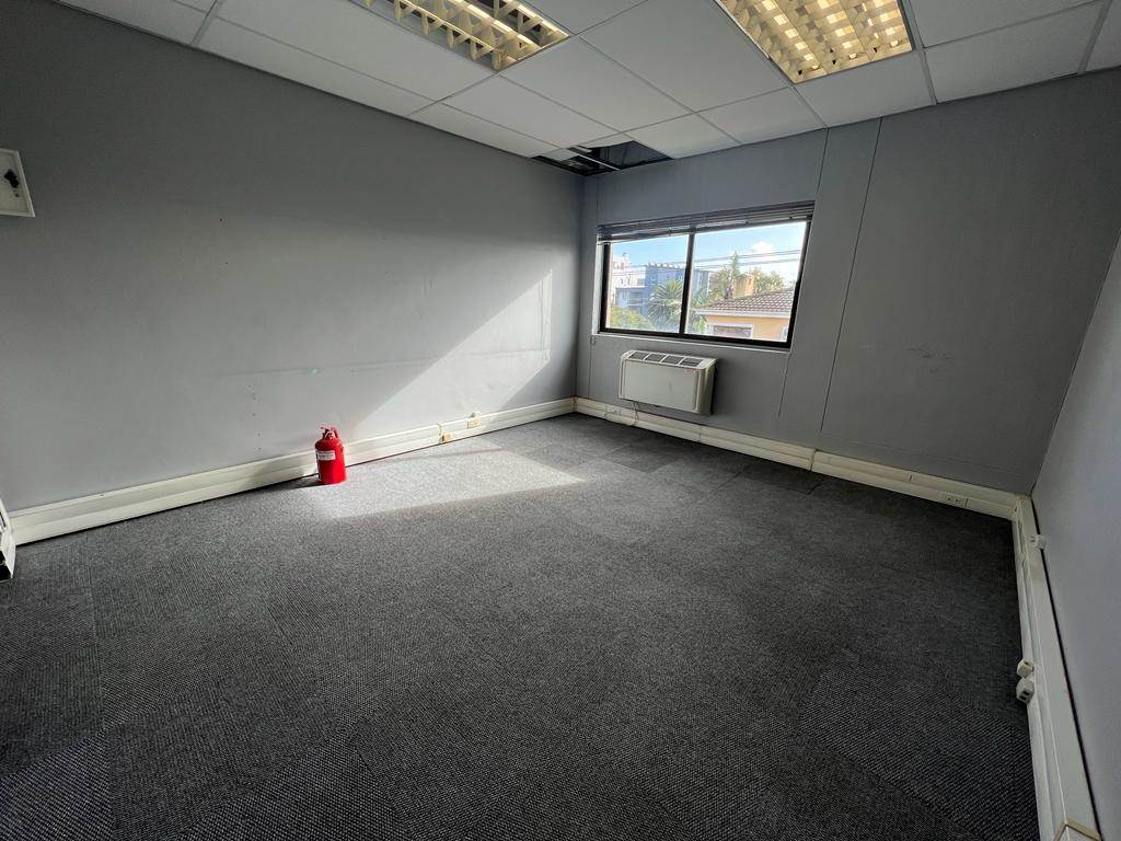 45  m² Commercial space in Tableview photo number 6