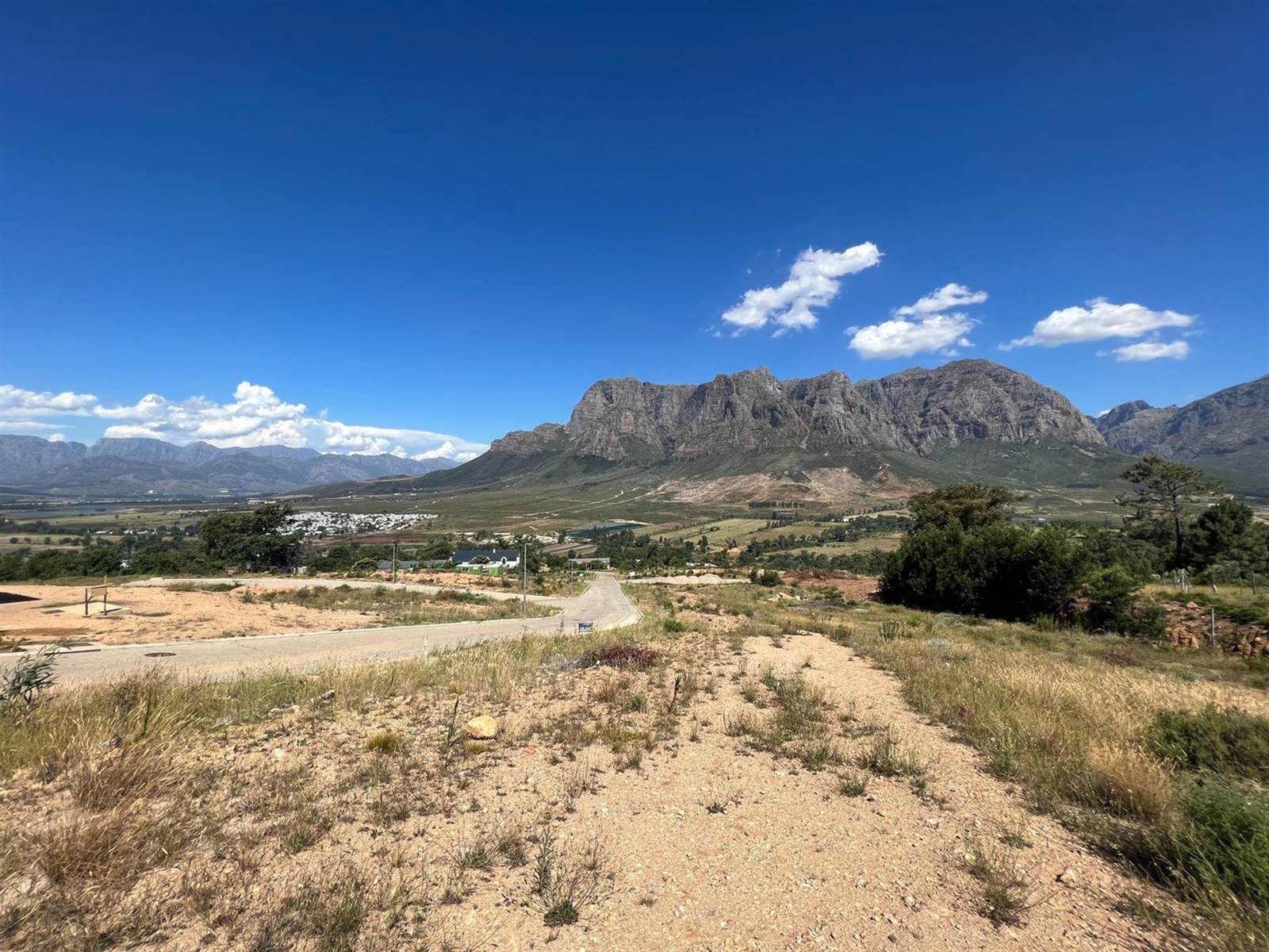 512 m² Land available in Stellenbosch Central photo number 2