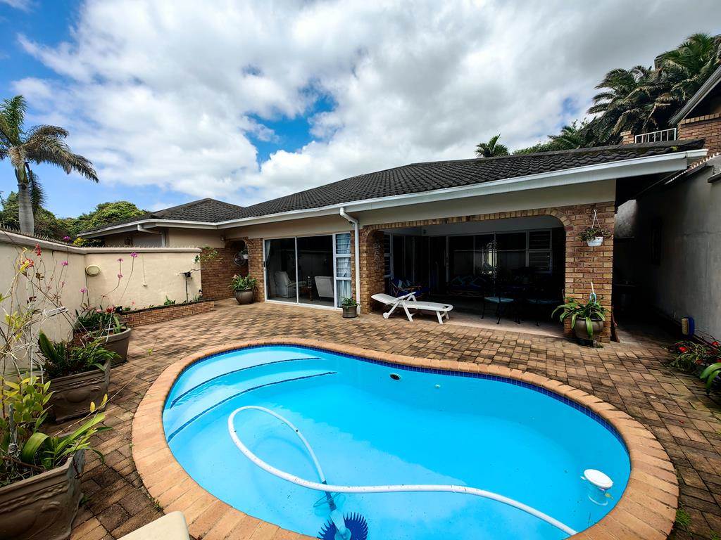 3 Bed Simplex in Shelly Beach photo number 1