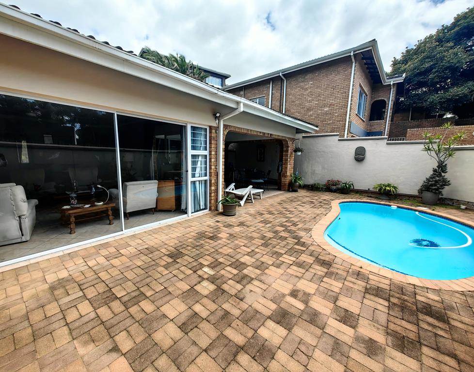 3 Bed Simplex in Shelly Beach photo number 27