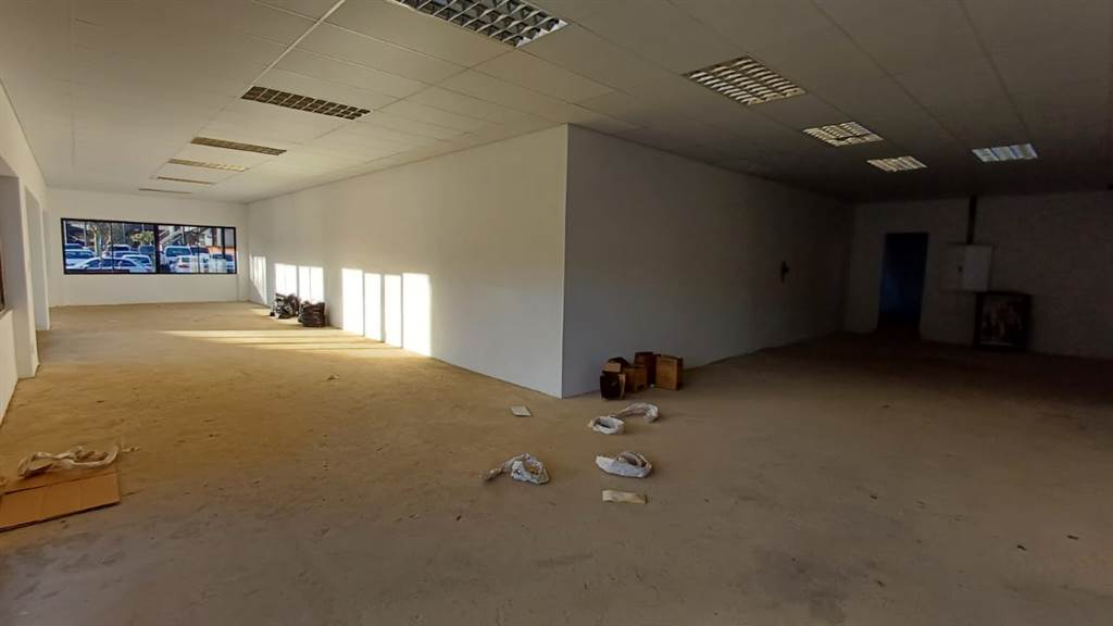 211  m² Commercial space in Boskruin photo number 19
