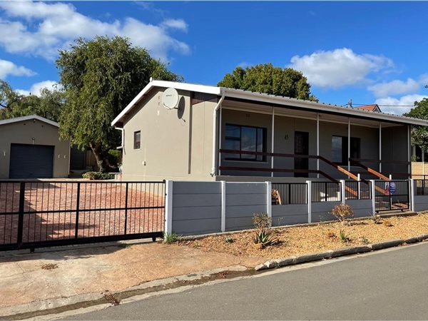 2 Bedroom House 2 Bedroom House