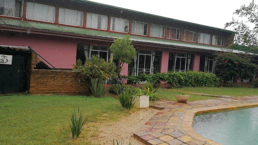 15 Bed House in Bronkhorstspruit photo number 1