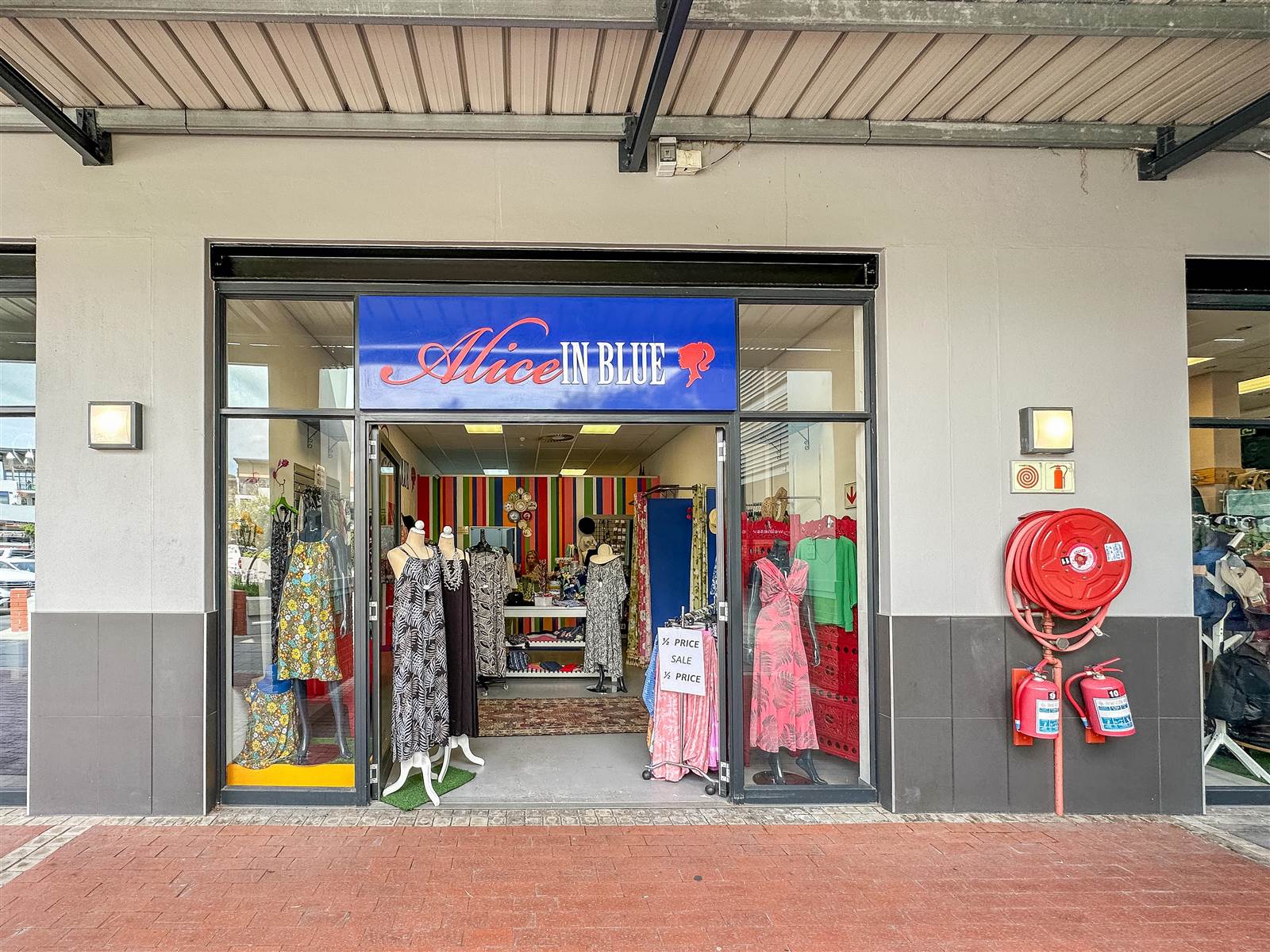 51  m² Retail Space in Durbanville Central photo number 2