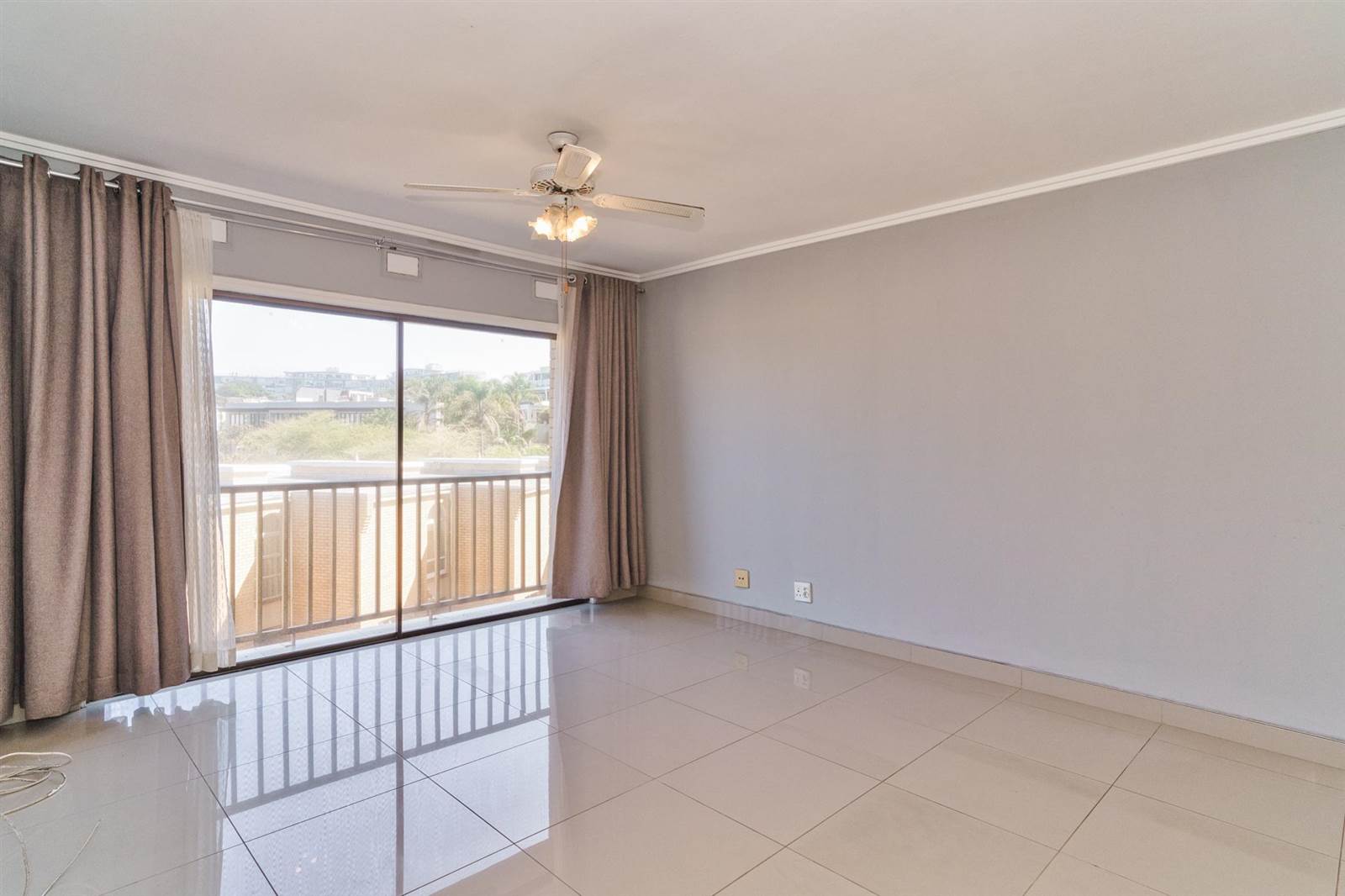 3 Bed Apartment in Umhlanga Rocks photo number 7