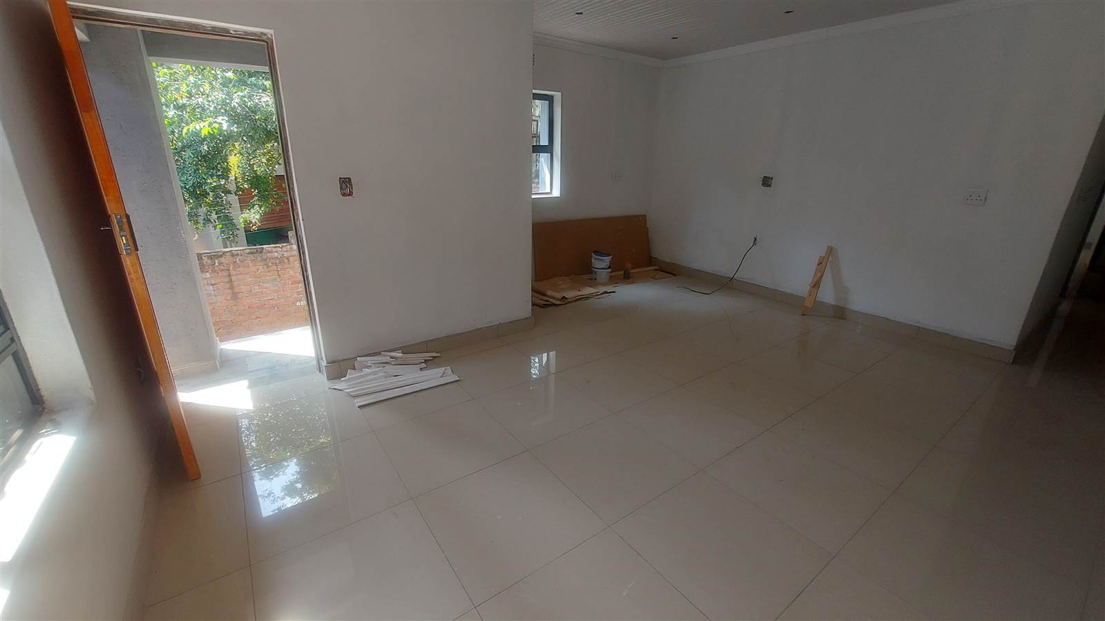 6 Bed House in Nelspruit photo number 15