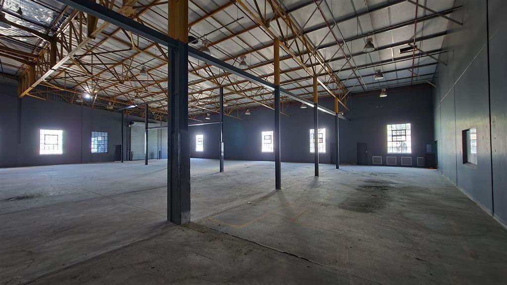 3270  m² Industrial space in Rosslyn photo number 10
