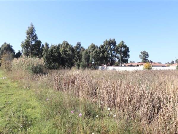 958 m² Land available in Krugersrus