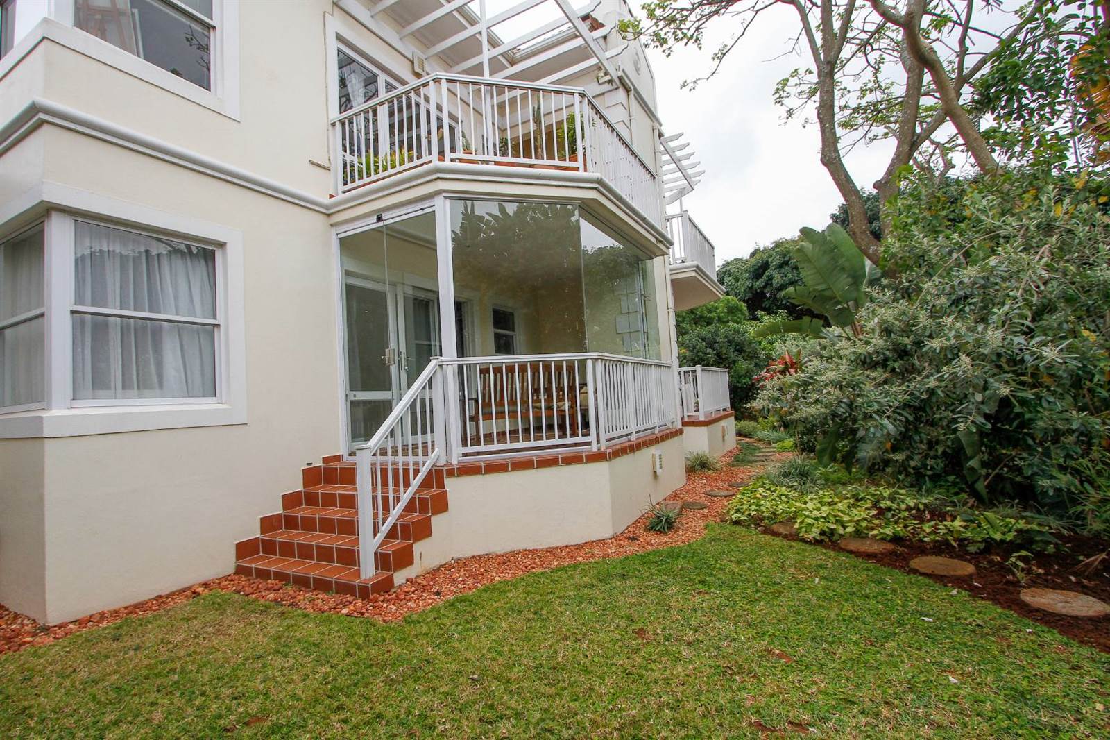 1 Bed Apartment in La Lucia photo number 9