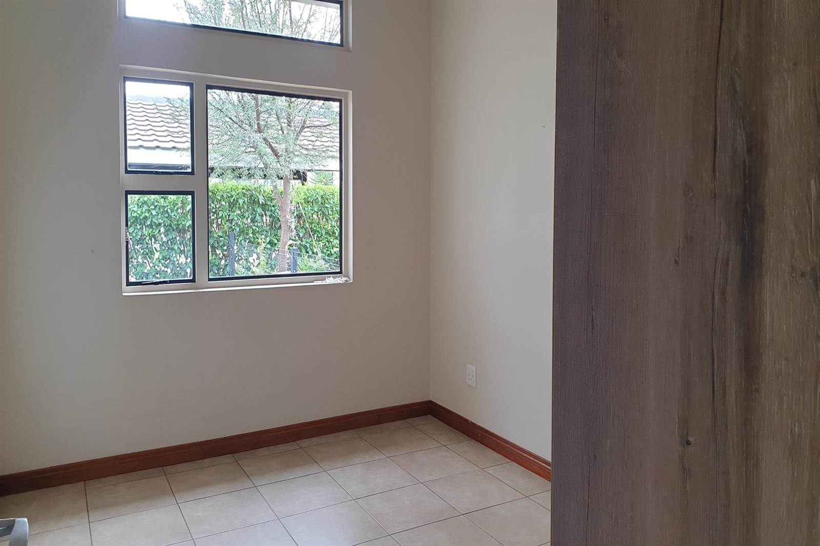 1 Bed Townhouse in Zesfontein AH photo number 11