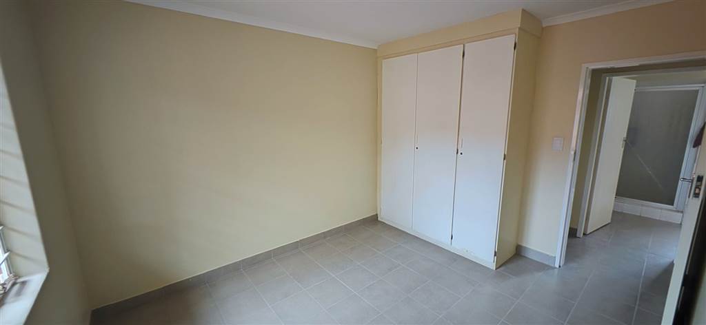 2 Bed House in Dorandia photo number 10