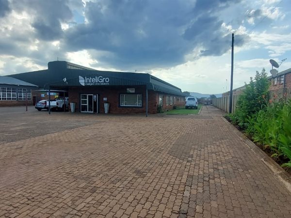 2000  m² Commercial space in Lydenburg