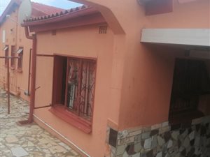 3 Bed House in Shastri Park