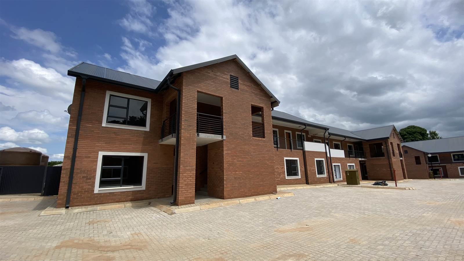 1 Bed Townhouse in Tzaneen photo number 11