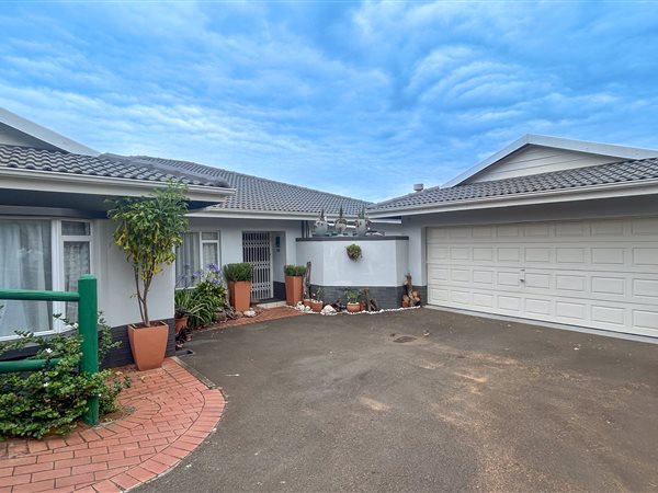 4 Bedroom House 4 Bedroom House