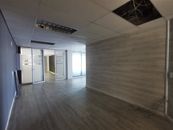 397  m² Commercial space