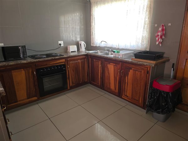 2 Bedroom Townhouse 2 Bedroom Townhouse