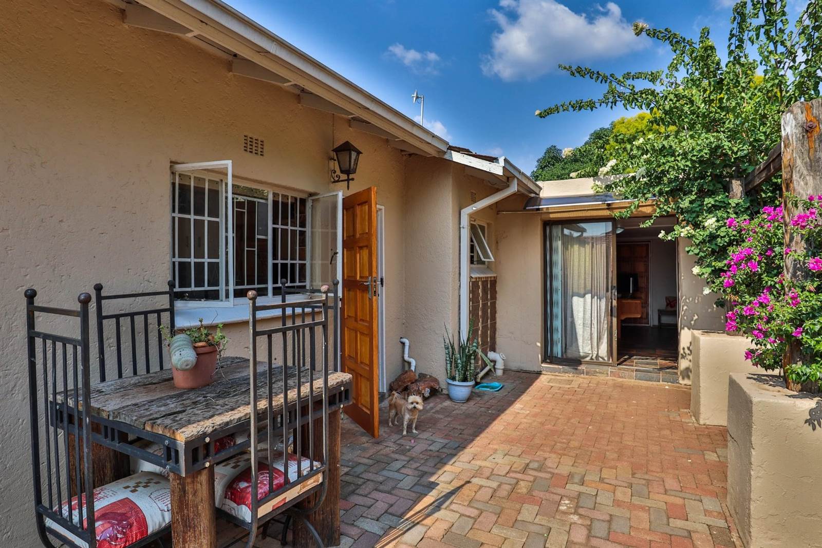 4 Bed House in Parktown Estate photo number 10