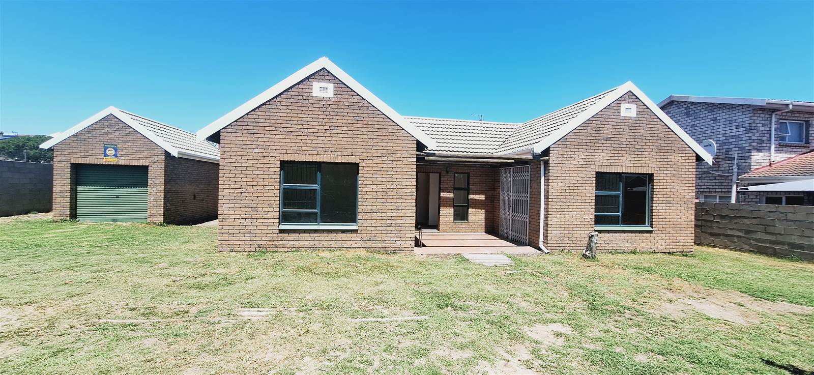 3 Bed House in Myburgh Park photo number 1