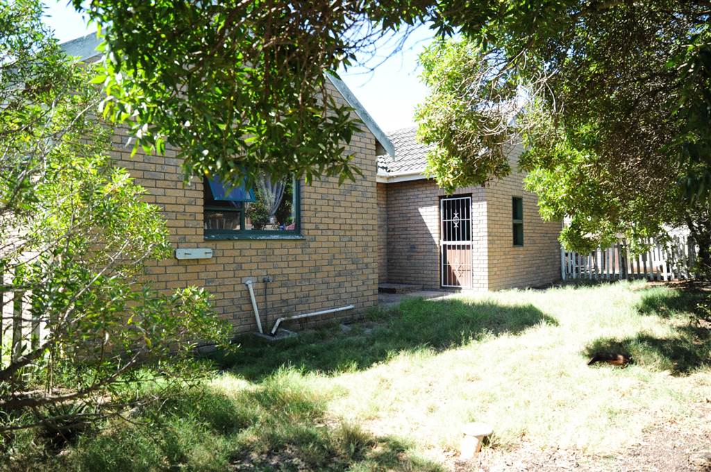 3 Bed House in Myburgh Park photo number 23