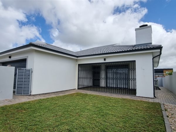 3 Bedroom House 3 Bedroom House