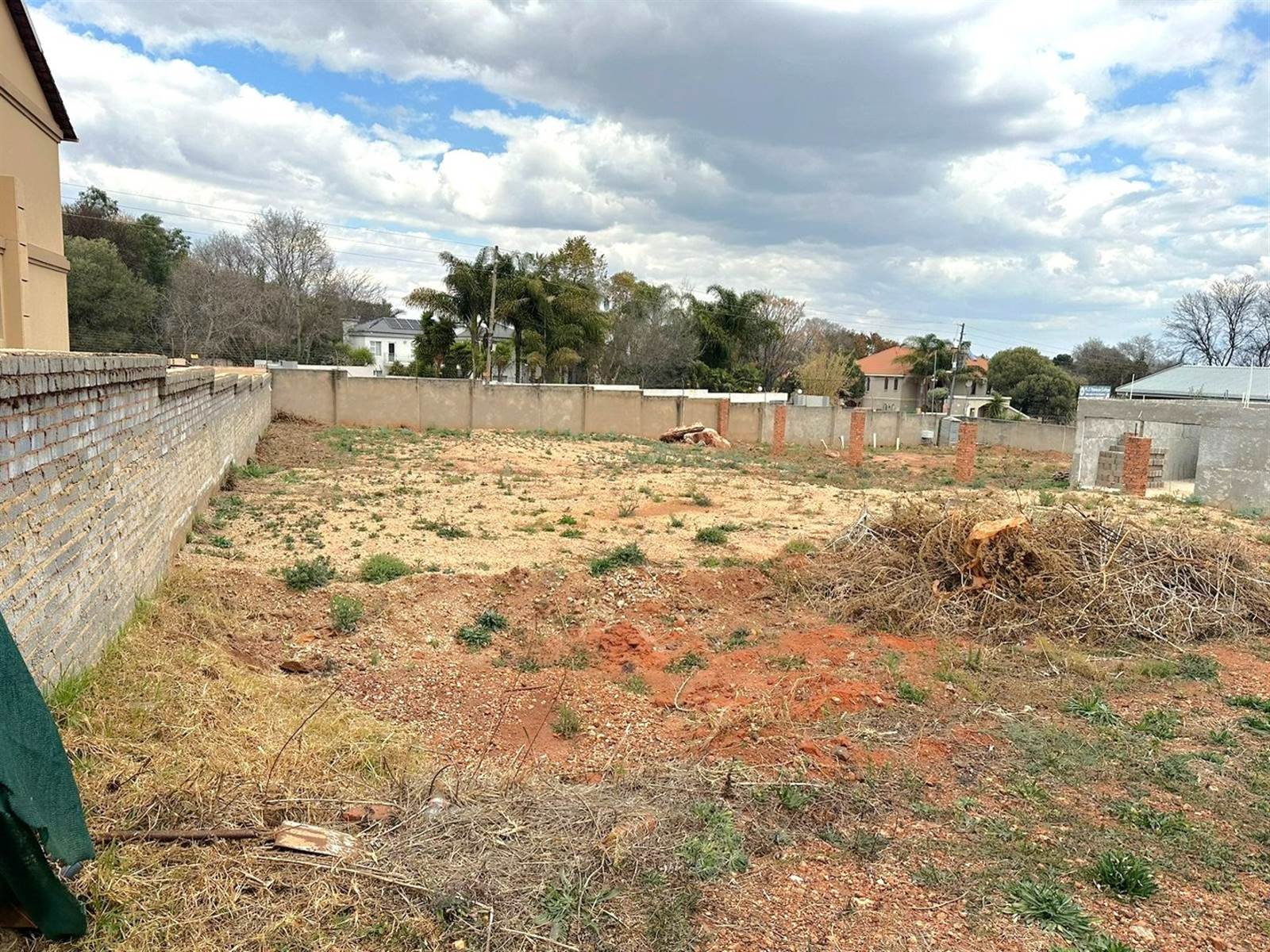 880 m² Land available in Eldoraigne photo number 3