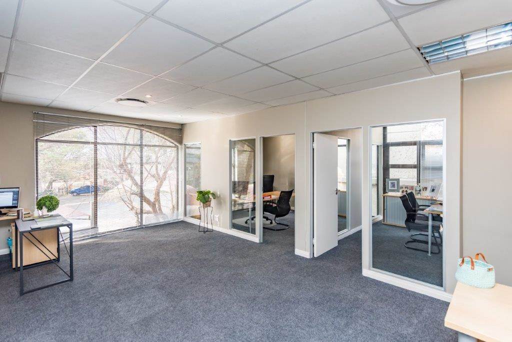 126  m² Commercial space in Randpark Ridge photo number 28
