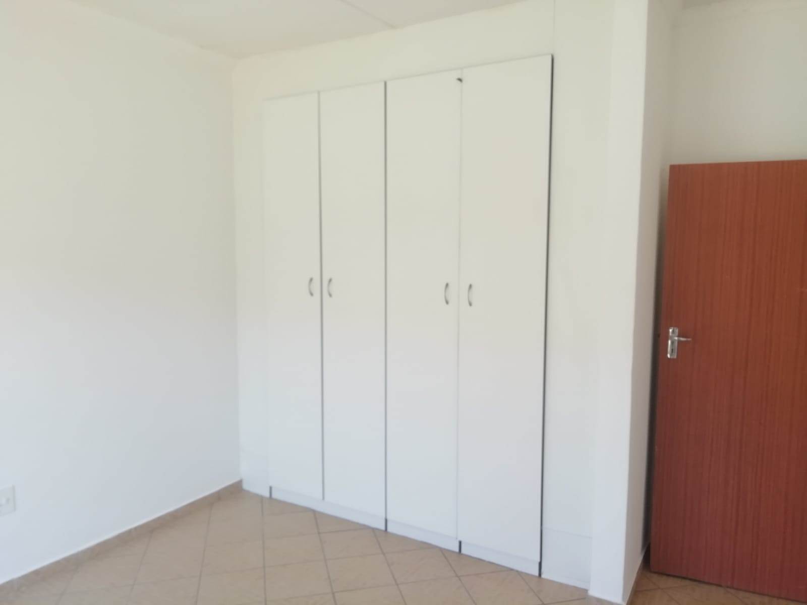 2 Bed Townhouse in Bo Dorp photo number 8