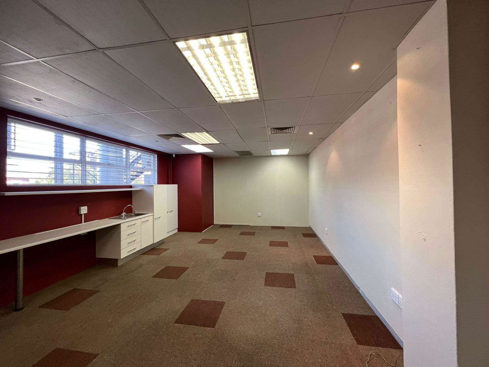 106  m² Commercial space in Illovo photo number 4