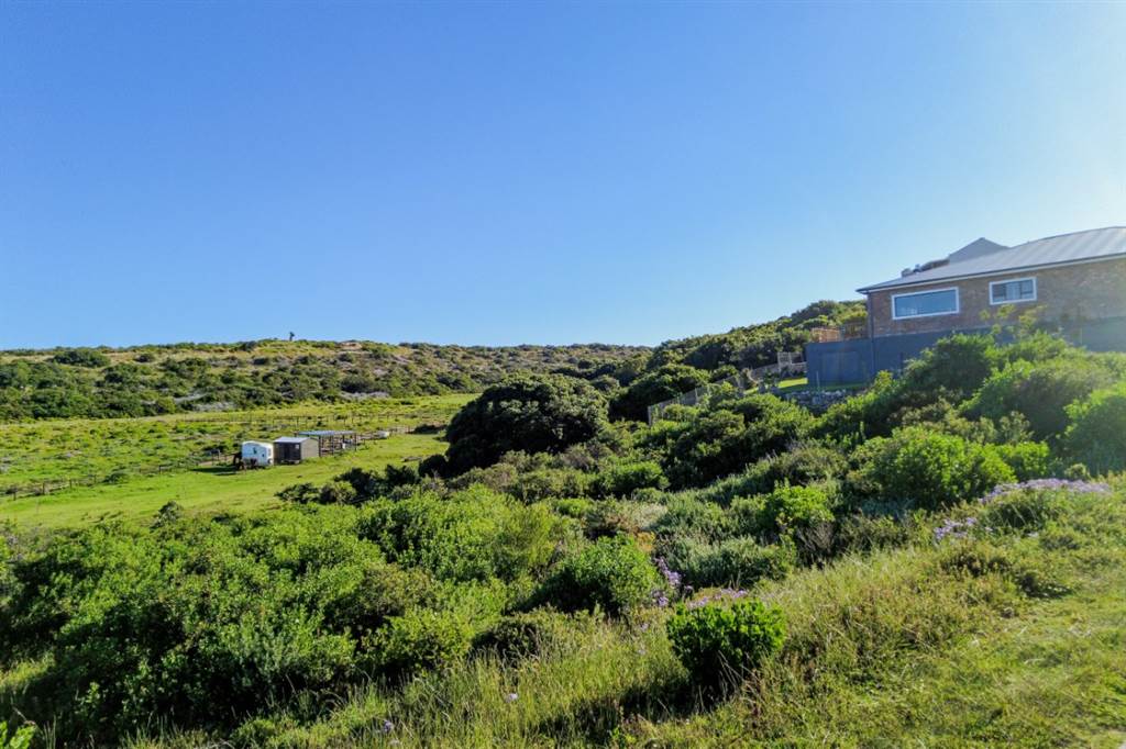 613 m² Land available in Stilbaai photo number 2