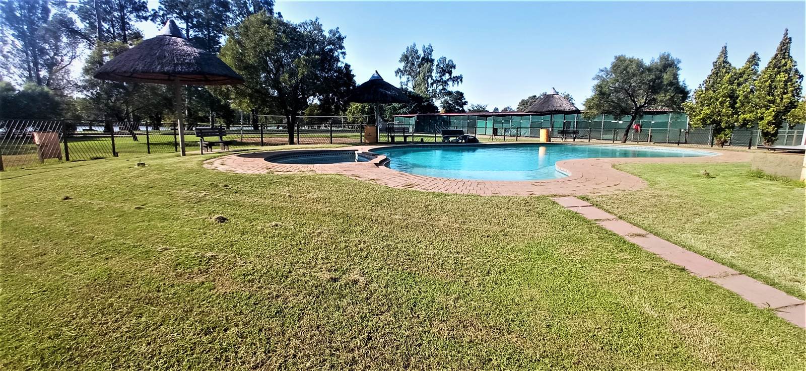 3 Bed Apartment in Vaalpark photo number 19