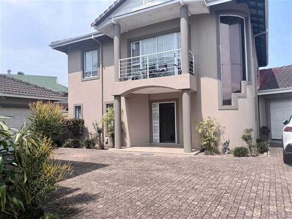3.5 Bed House in Mt Edgecombe