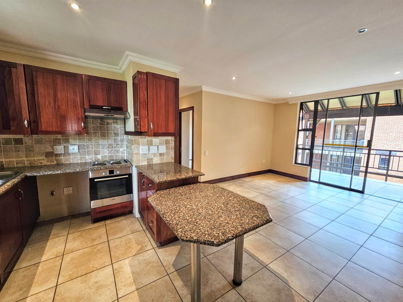 1 Bed Apartment in Newlands photo number 5