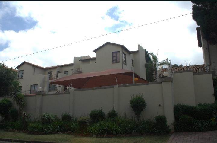 2 Bed Townhouse in Linksfield Ridge photo number 17