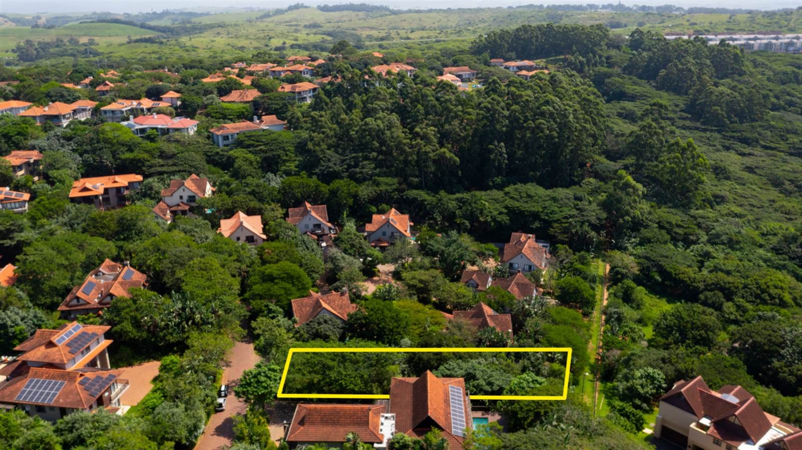 1252 m² Land available in Zimbali Estate photo number 3