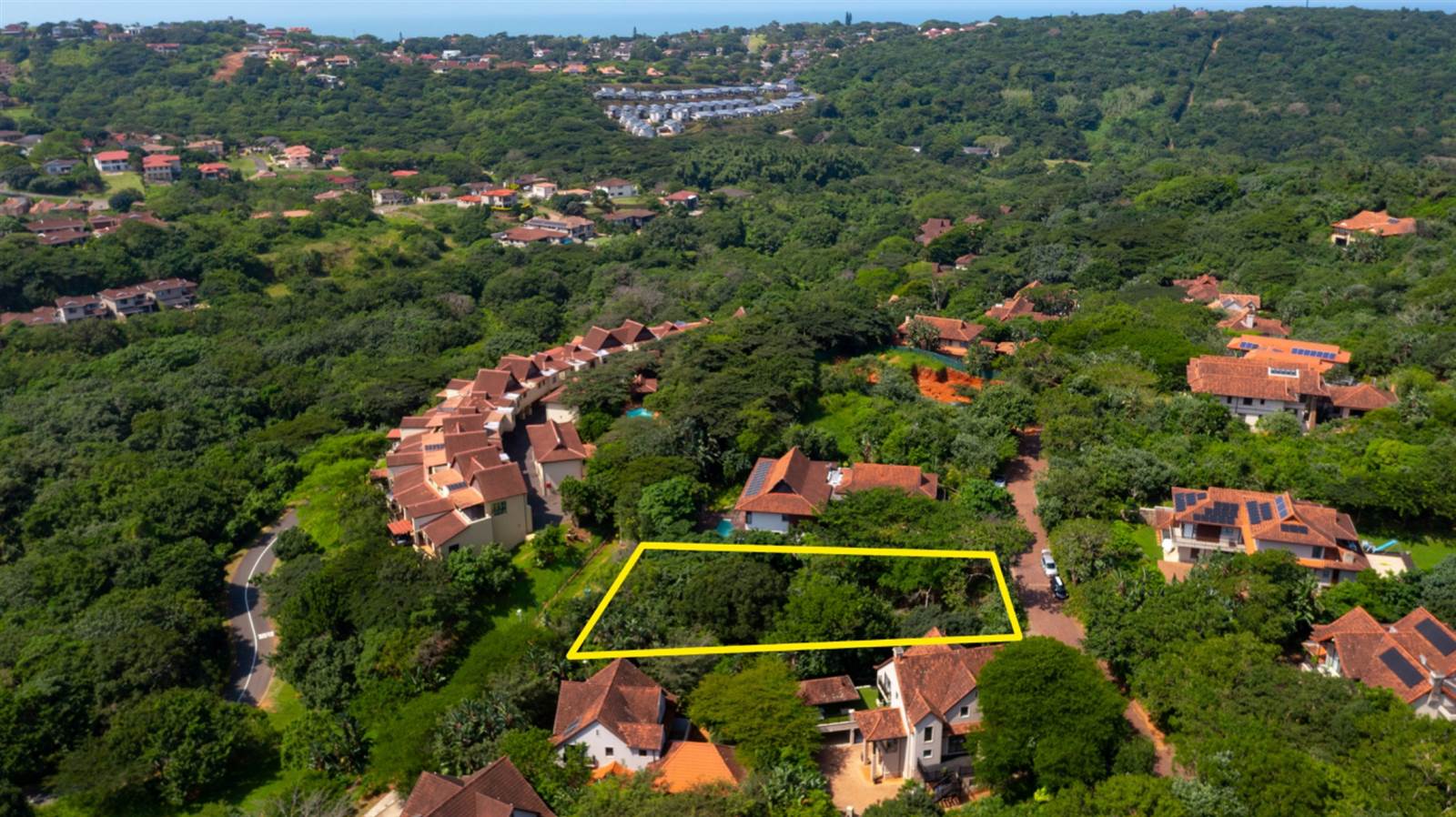 1252 m² Land available in Zimbali Estate photo number 4